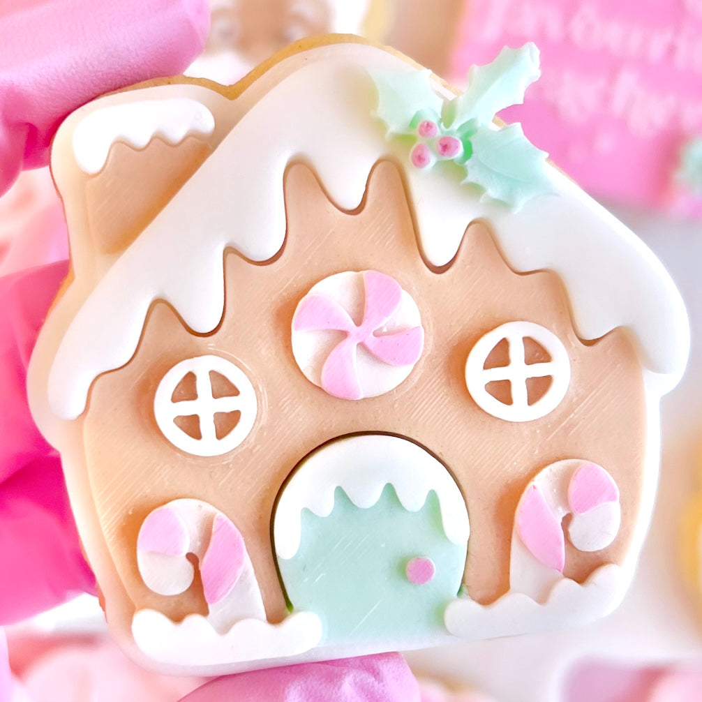 GINGERBREAD HOUSE - MULTI POP EMBOSSER AND CUTTER