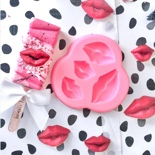 LIPS MOULD